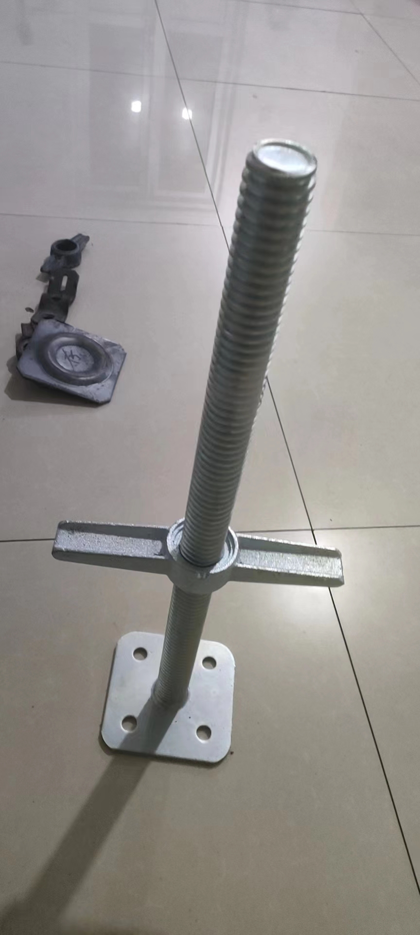 Galvanized Scaffolding Adjustable Base Jack U-head Jack