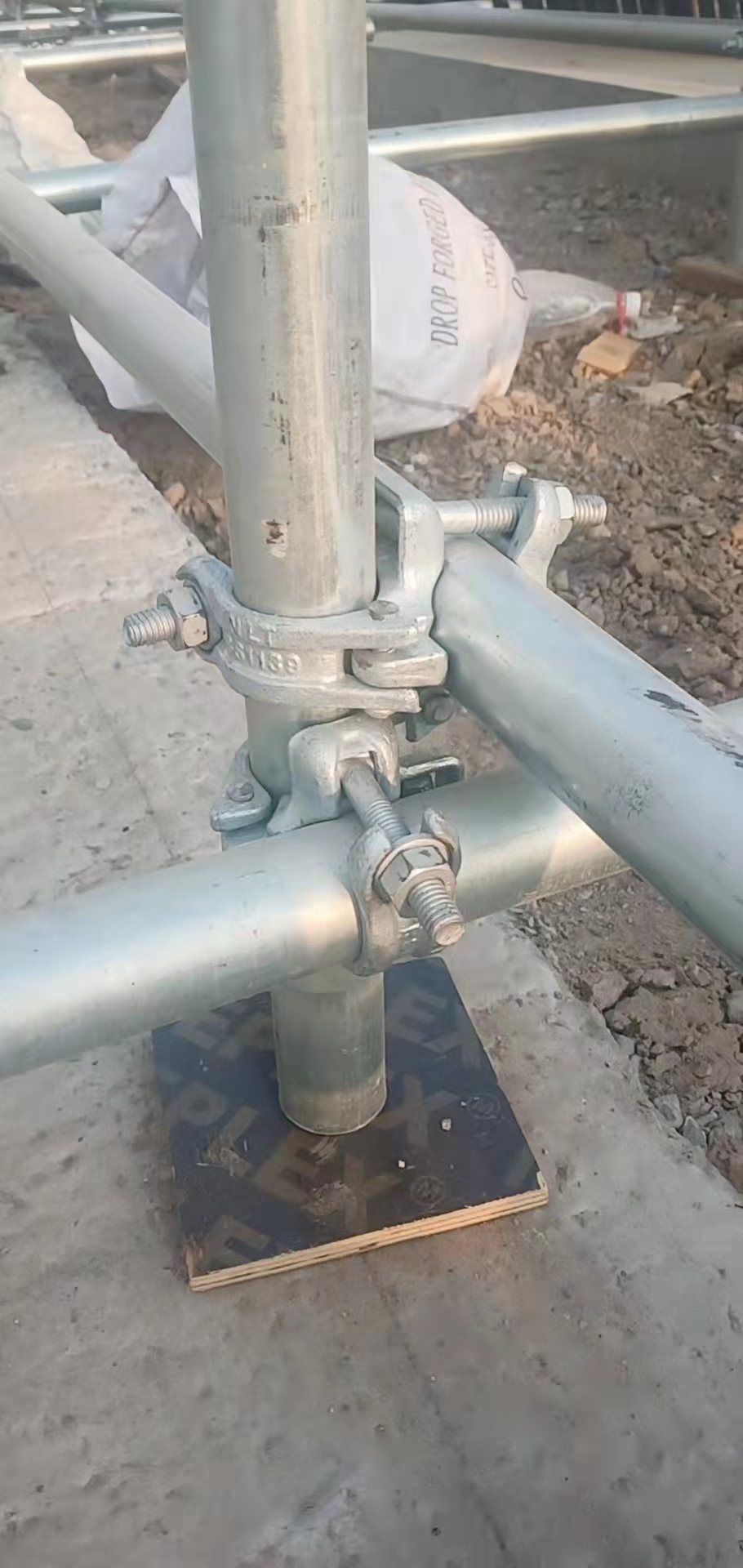 Scaffolding T Bolt with Nut And Washer