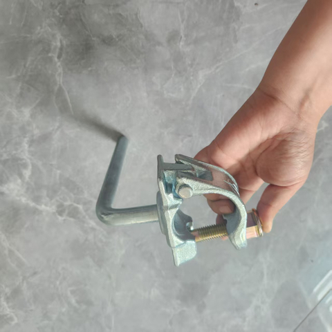 ScaffoldingToe Board Retaining Couplers Or Clamps Or Clips