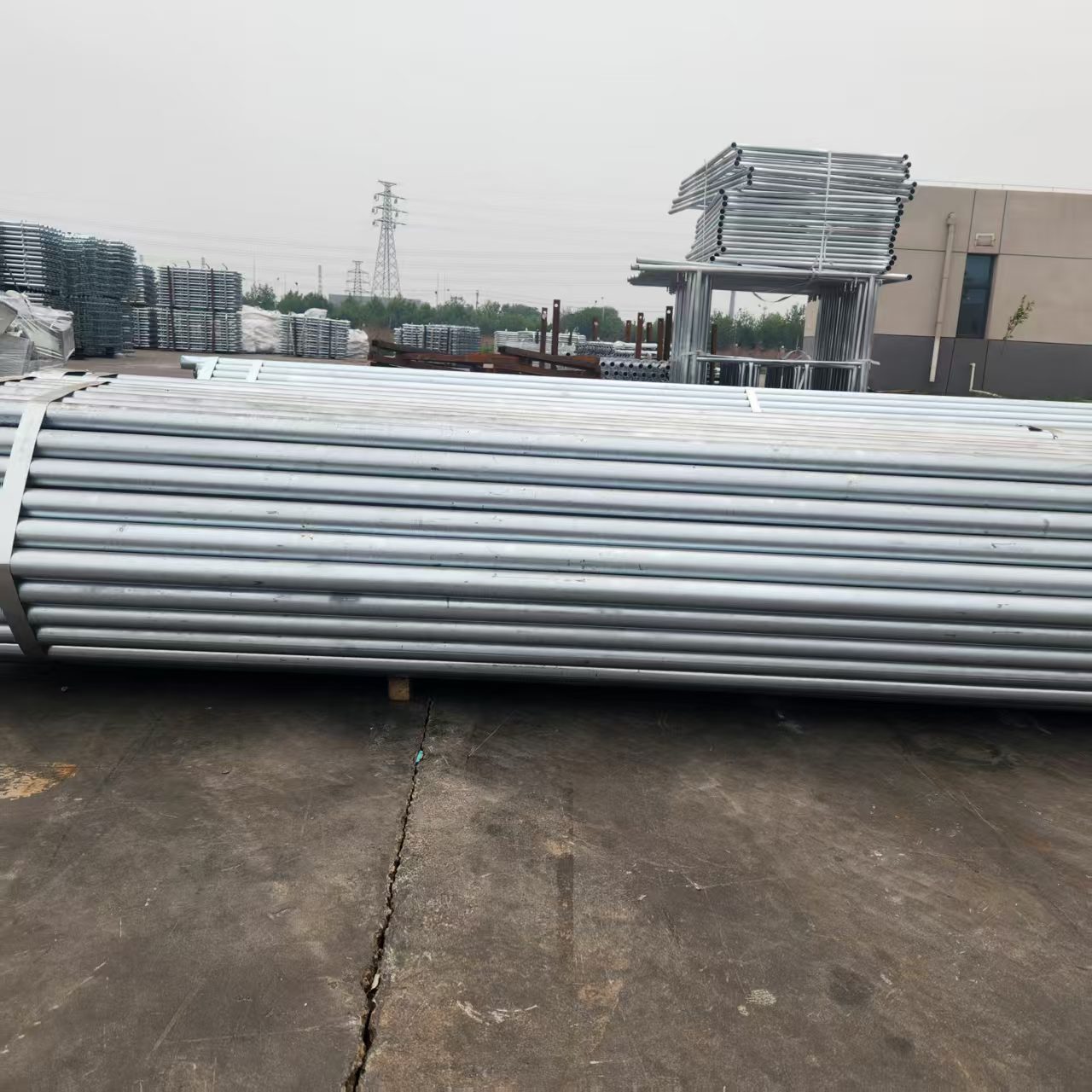 Q235/Q355 48/60/76 Mm Steel Weled Round Pipe
